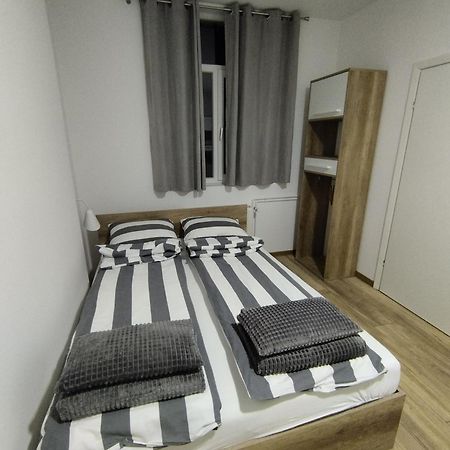 Apartmani Exit Pale Luaran gambar