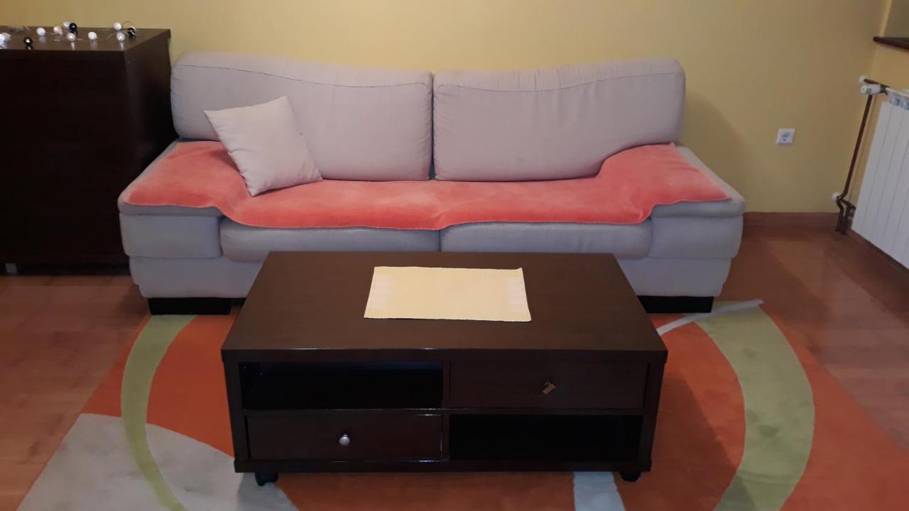 Apartmani Exit Pale Luaran gambar