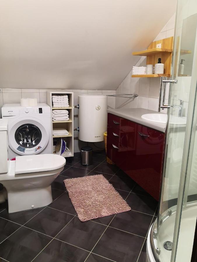 Apartmani Exit Pale Luaran gambar