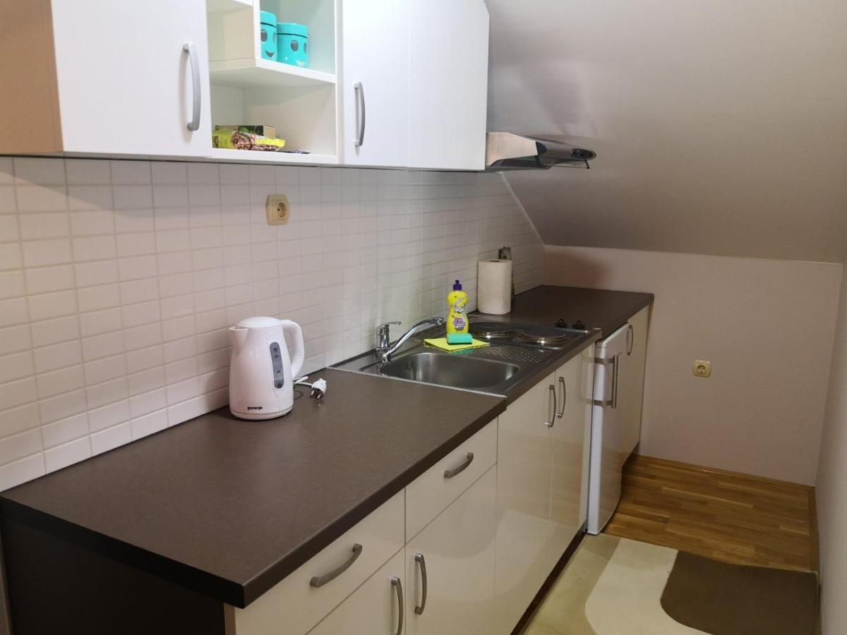 Apartmani Exit Pale Luaran gambar